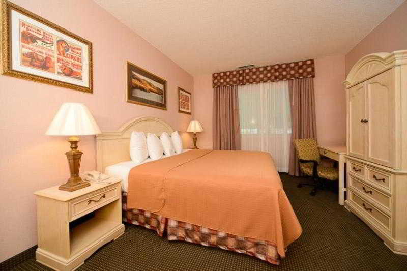 Best Western Circus City Inn Peru Exteriér fotografie