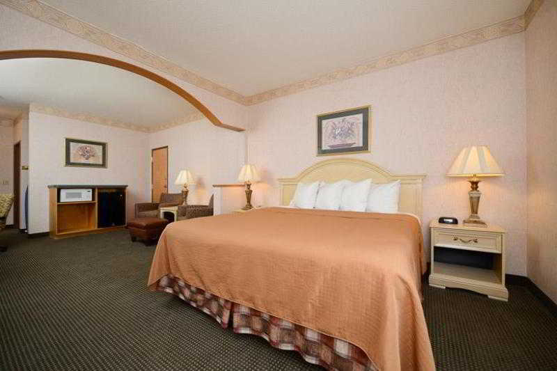 Best Western Circus City Inn Peru Exteriér fotografie